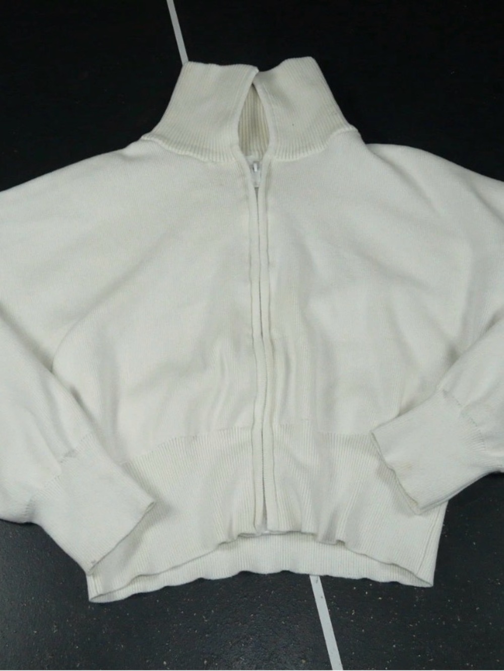 ALO Yoga Ivory Full-Zip Funnel Neck Sweater